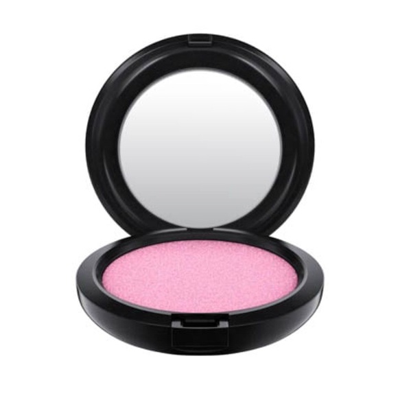 MAC Justine Skye Iridescent Pressed Powder - Picture 3 of 5